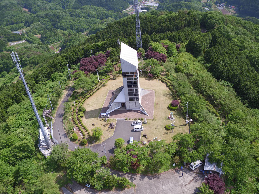 とよまつ紙ヒコーキ・タワー